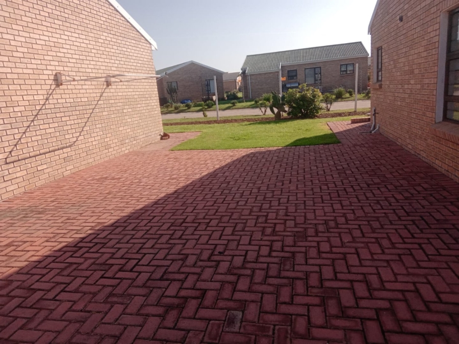 1 Bedroom Property for Sale in C Place Eastern Cape